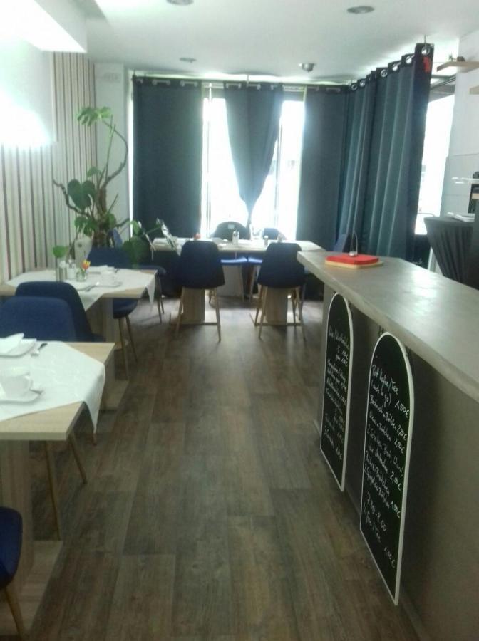 什未林 布鲁什旅馆酒店 外观 照片